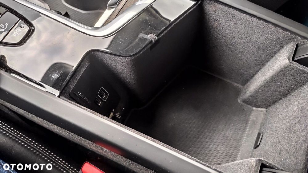 Volvo XC 90 B6 B AWD Inscription 7os - 31