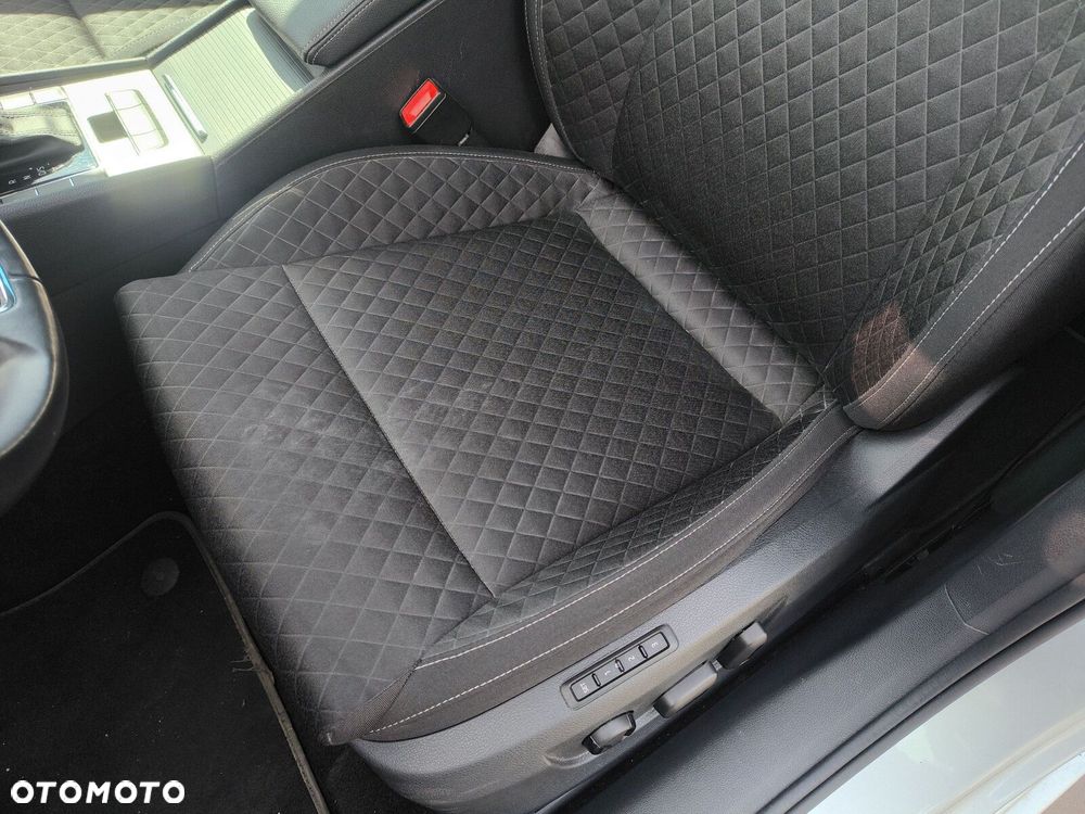 Skoda Superb 2.0 TDI SCR Ambition DSG - 13