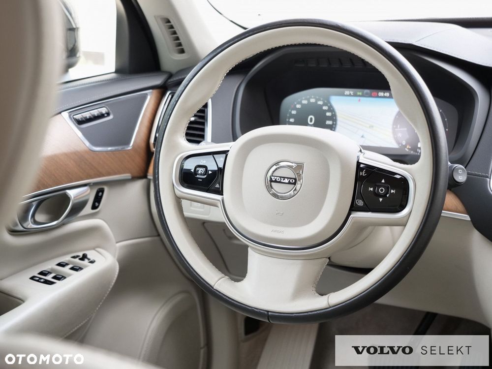 Volvo XC 90 - 20