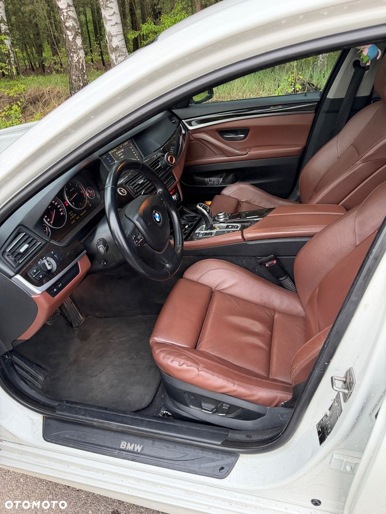 BMW Seria 5 530d - 8