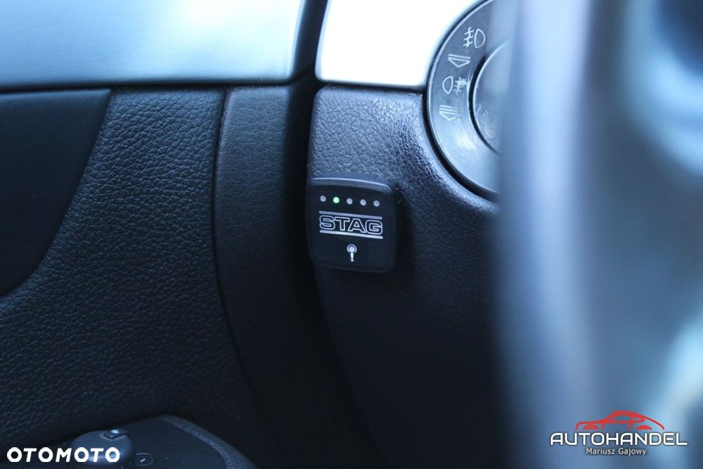 Audi A4 Avant - 9