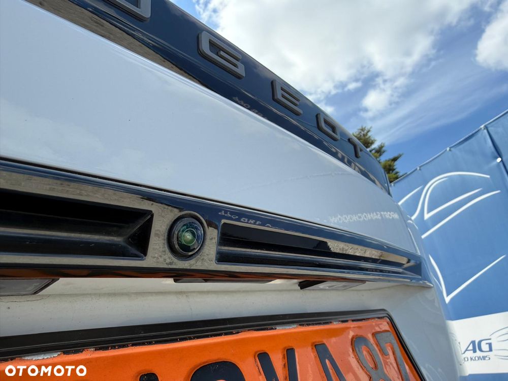 Peugeot 2008 PureTech 130 EAT8 Allure - 12