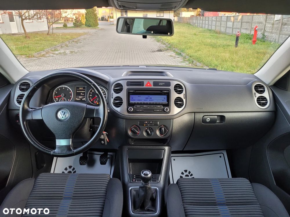 Volkswagen Tiguan 1.4 TSI BlueMot Trend&Fun - 24