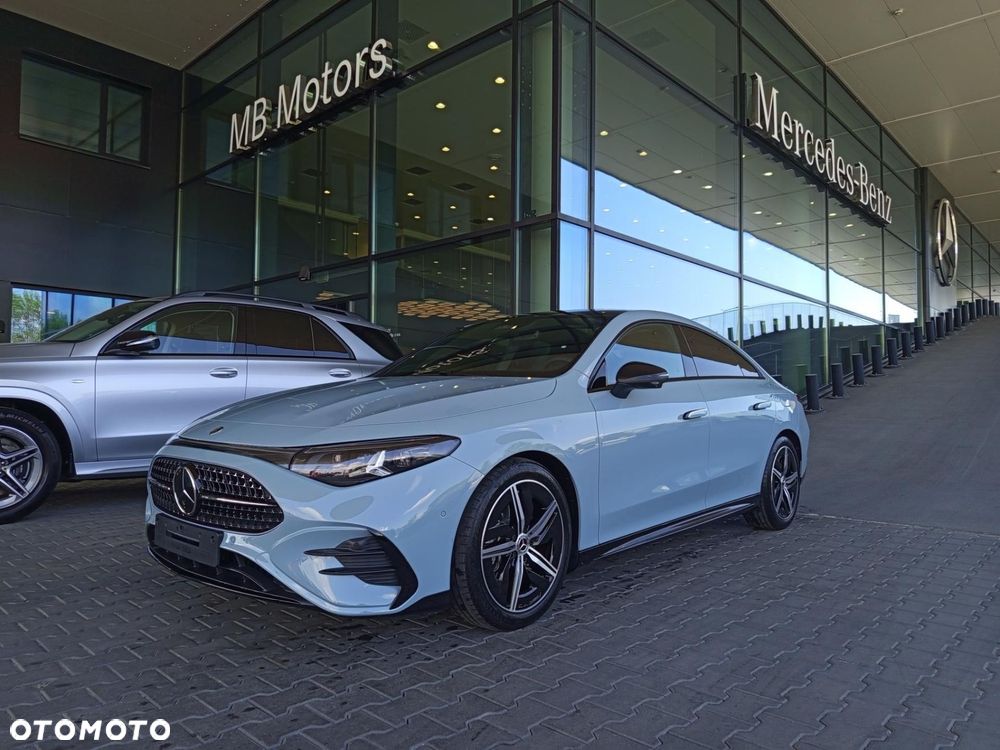 Mercedes-Benz CLA - 2