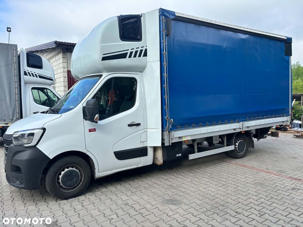 Renault Master - 1