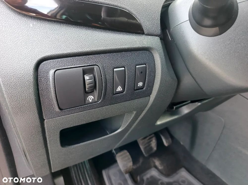 Renault Scenic Energy dCi 130 Euro 6 S&S Xmod Bose Edition - 25