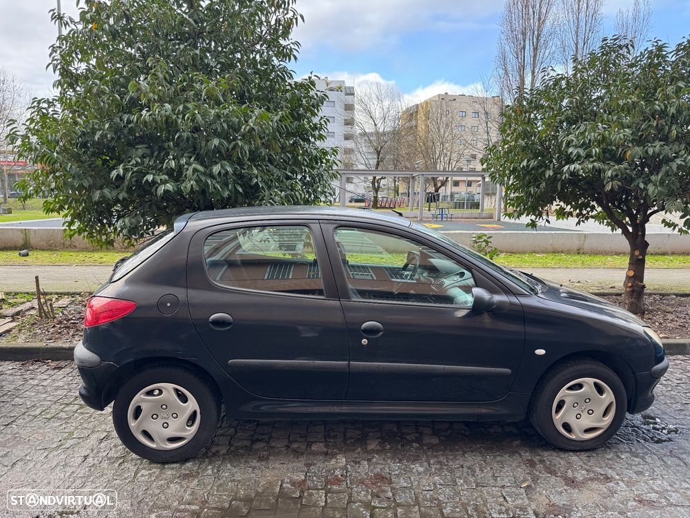 Peugeot 206 1.1 XR - 4