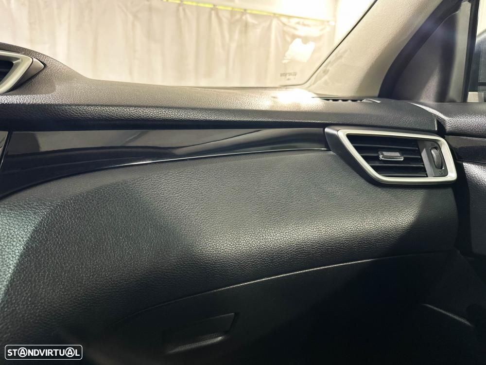 Nissan Qashqai 1.5 dCi N-Connecta Led - 34
