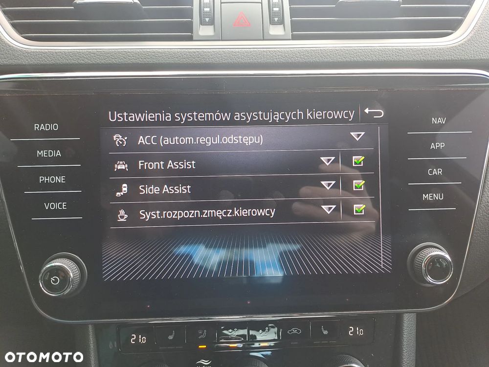 Skoda Superb 2.0 TSI Ambition DSG - 20