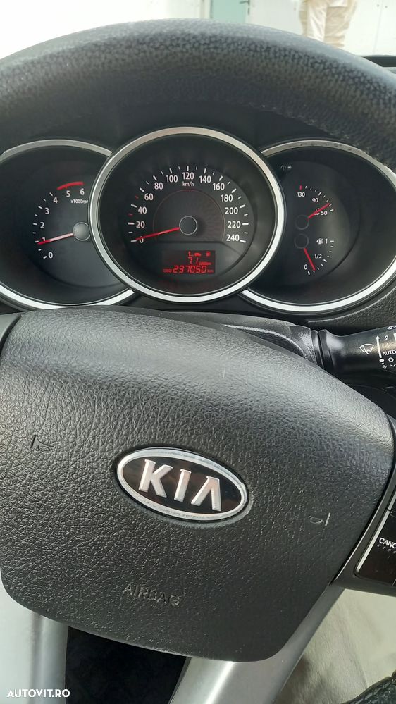 Kia Sorento 2.2 DSL 4x4 Executive - 6
