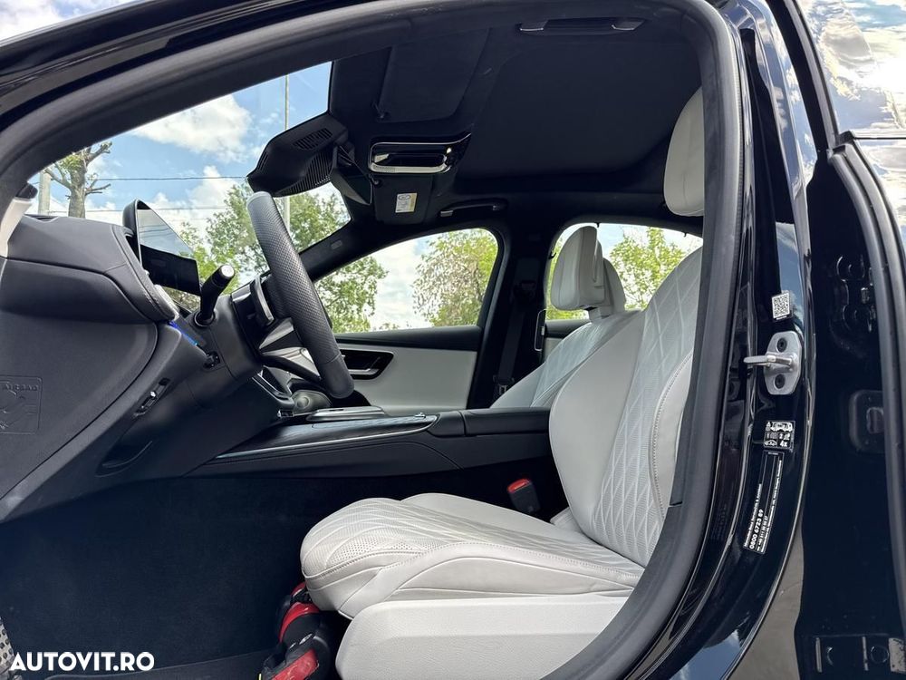 Mercedes-Benz E - 15