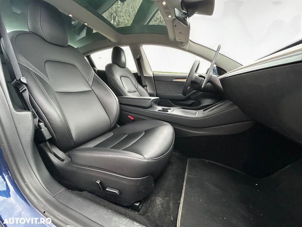 Tesla Model 3 Premium Langstreckenbatterie AWD Dual Motor - 18