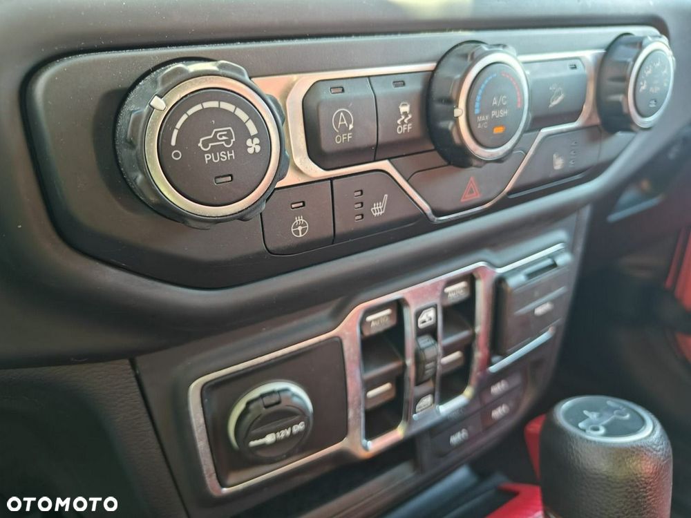 Jeep Wrangler - 17