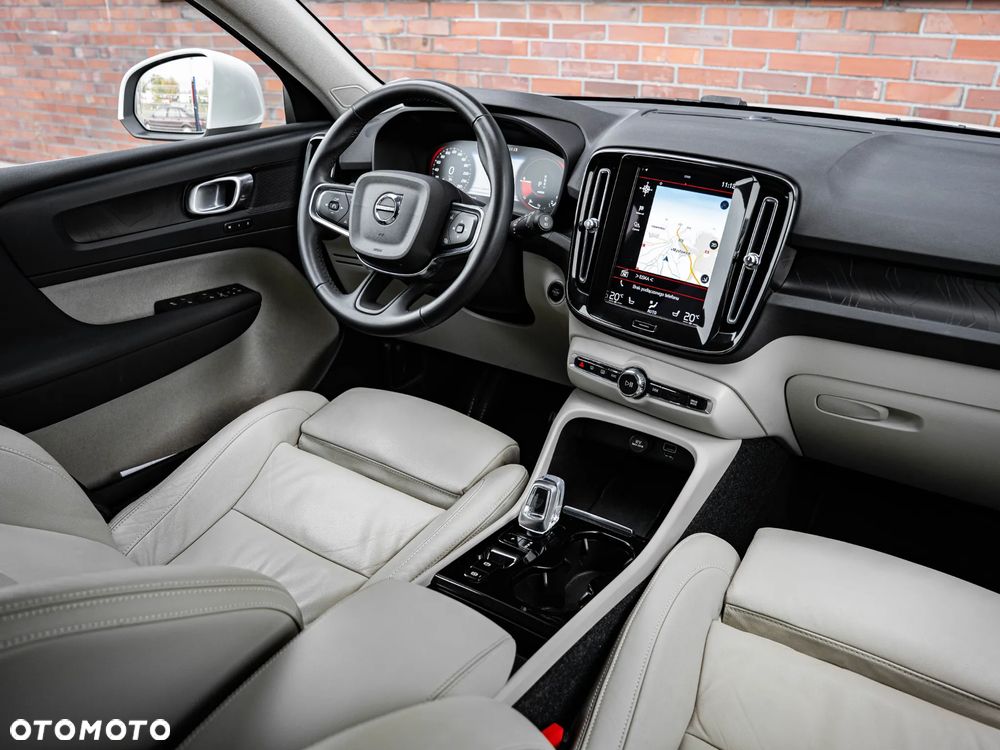 Volvo XC 40 T4 Recharge DKG Inscription Expression - 25