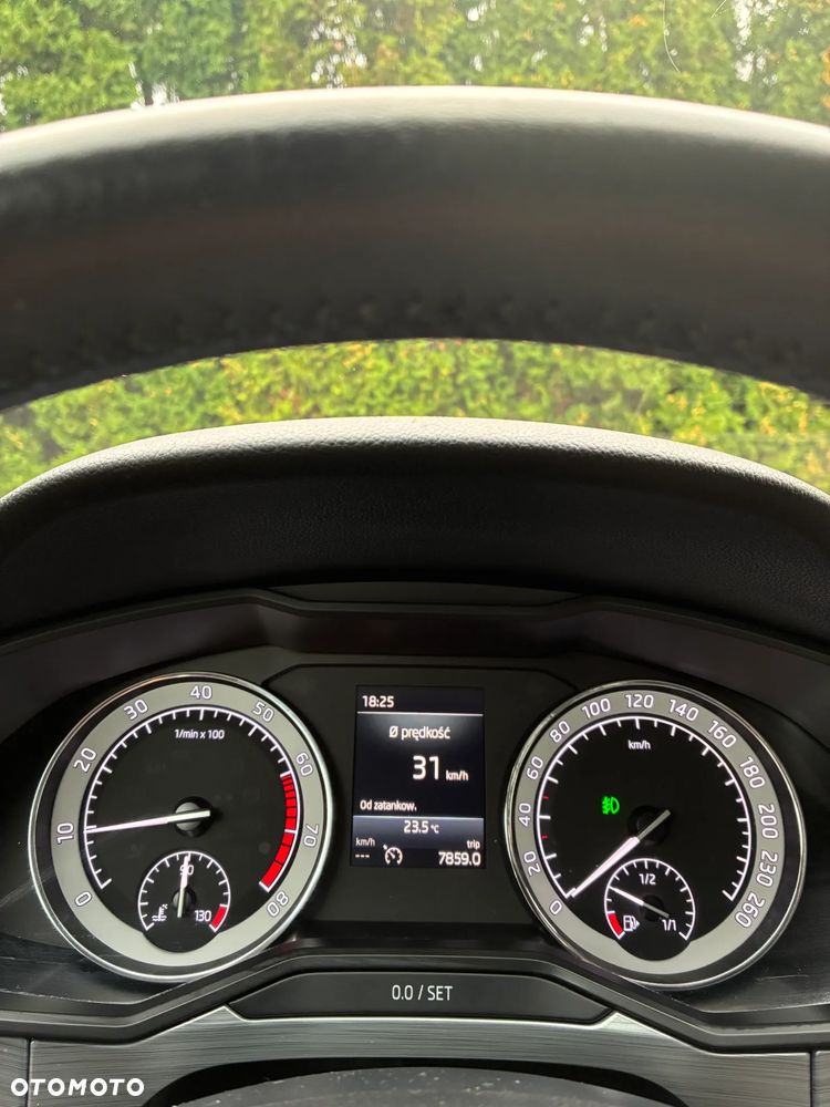 Skoda Superb 1.5 TSI ACT Ambition - 8