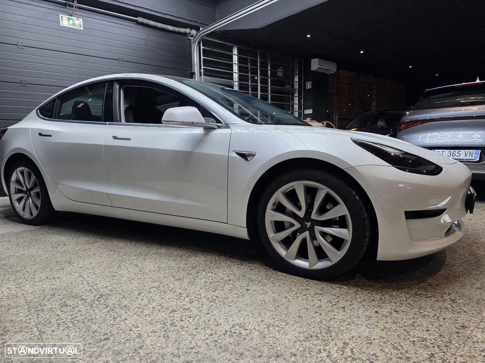 Tesla Model 3 Standard Range Plus RWD - 1