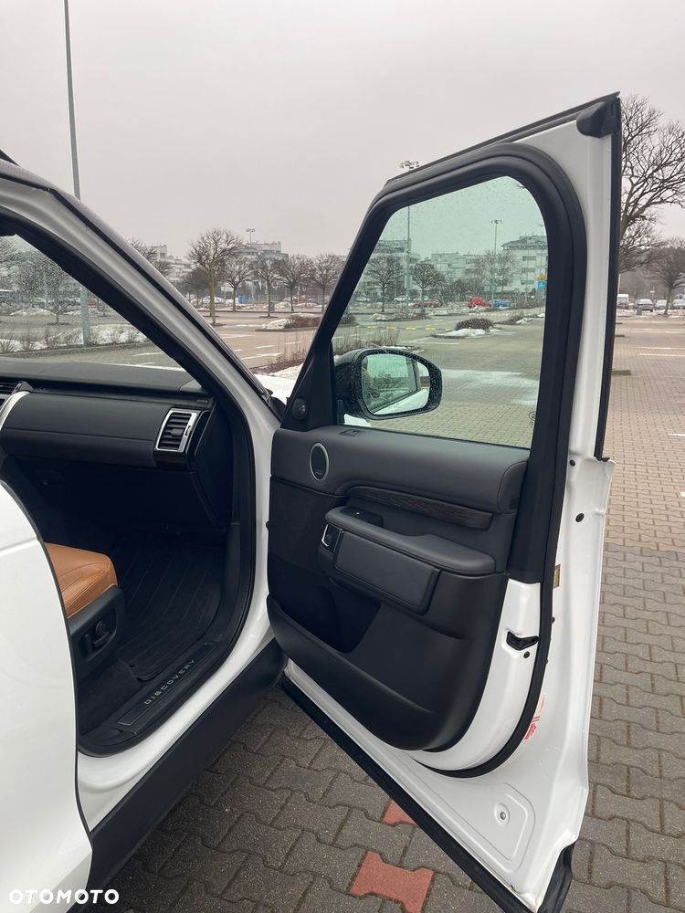 Land Rover Discovery 3.0 TD6 HSE - 16