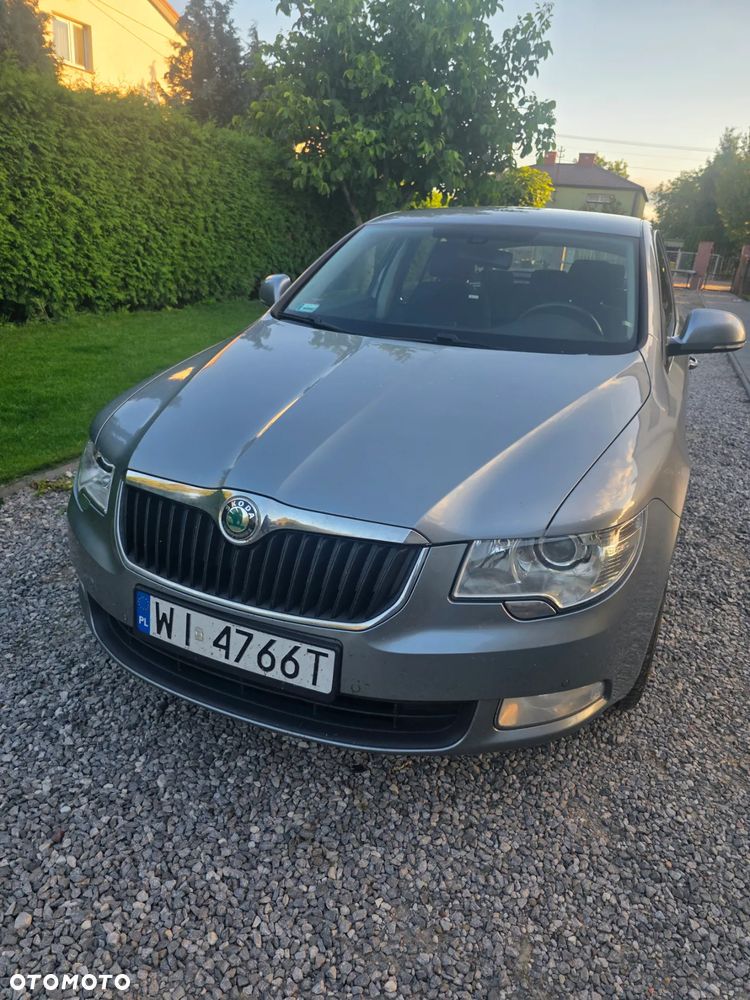 Skoda Superb 2.0 TDI Ambition Outdoor DSG - 6