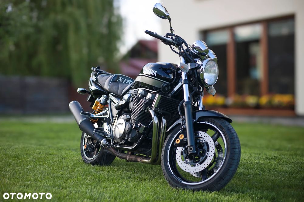 Yamaha XJR - 1