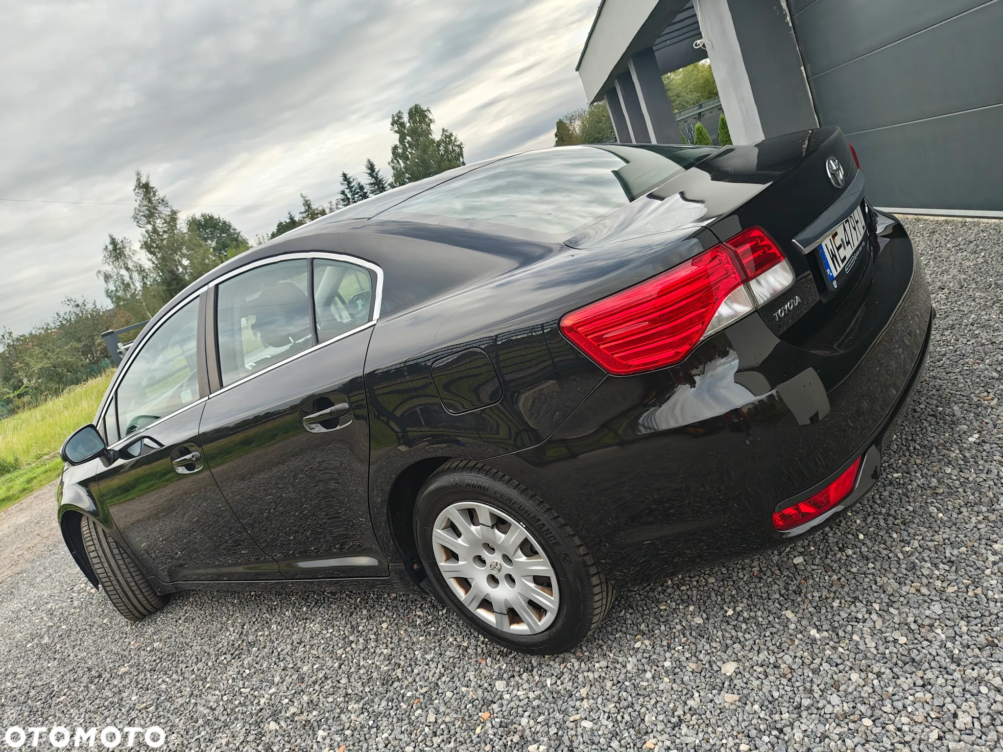 Toyota Avensis 1.6 Luna - 9