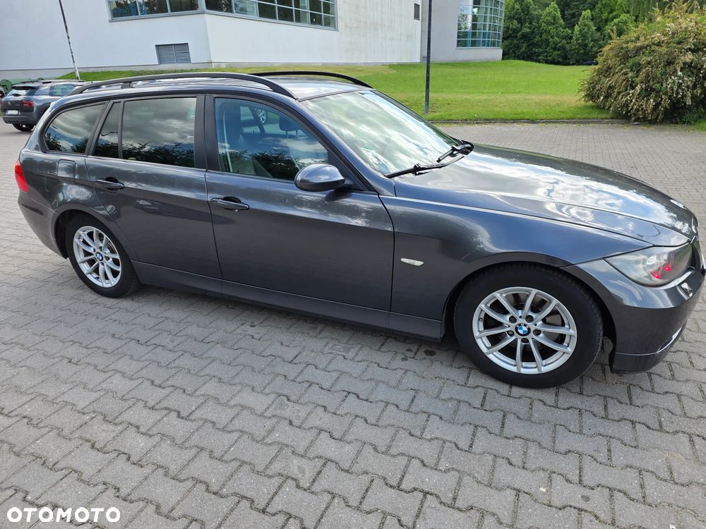 BMW Seria 3 - 1