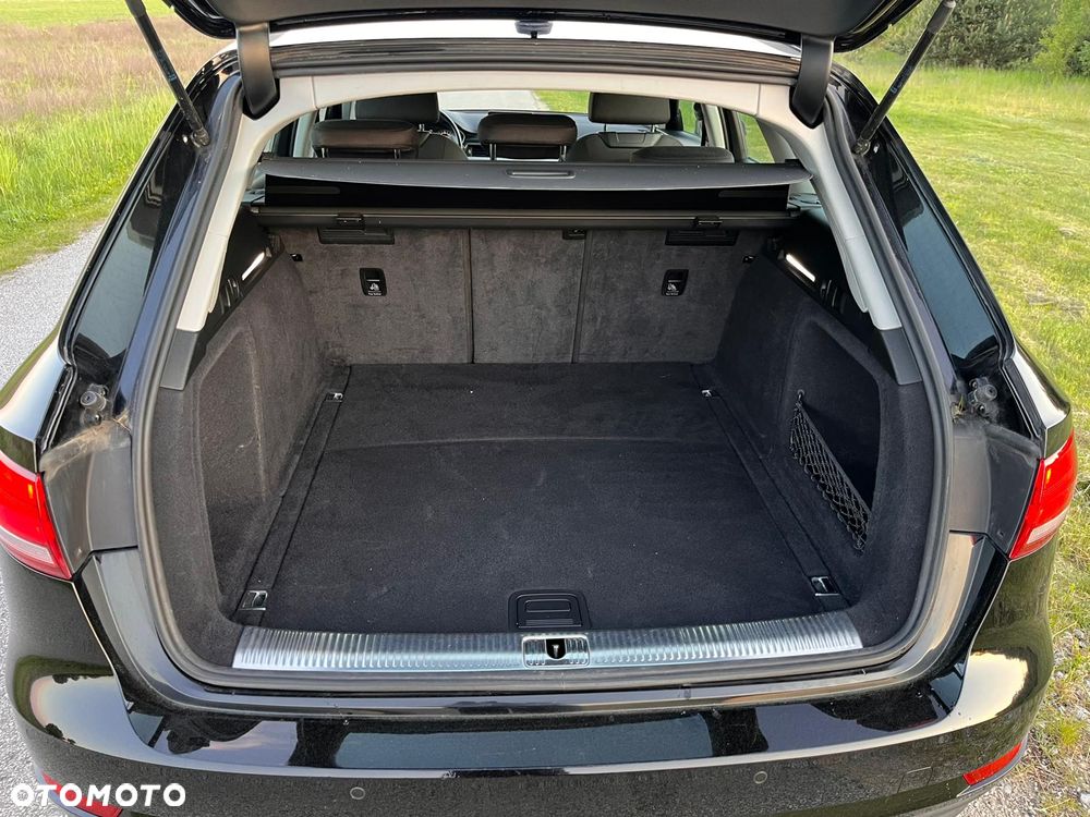 Audi A4 Avant 2.0 TDI S tronic quattro - 34