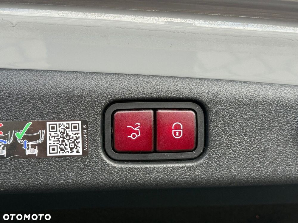 Mercedes-Benz Klasa E - 29