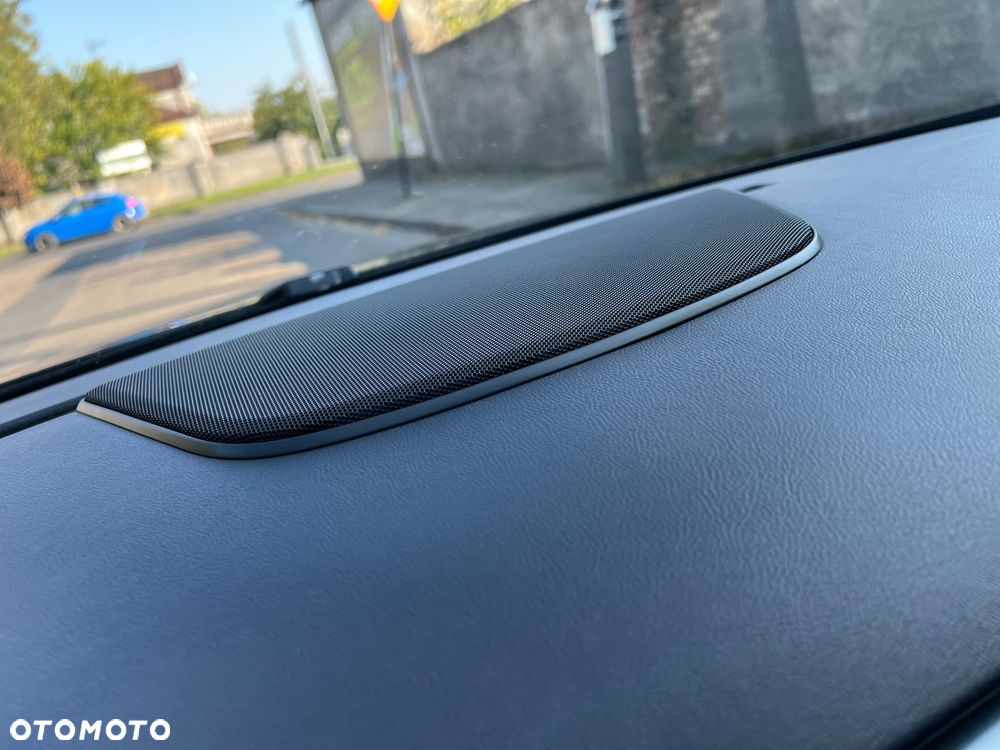 Peugeot 508 BlueHDi 180 EAT6 Stop&Start GT - 32