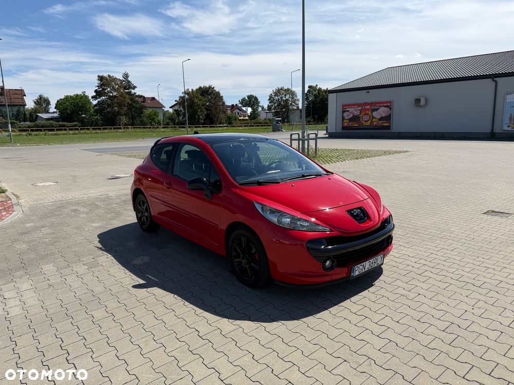 Peugeot 207 - 1