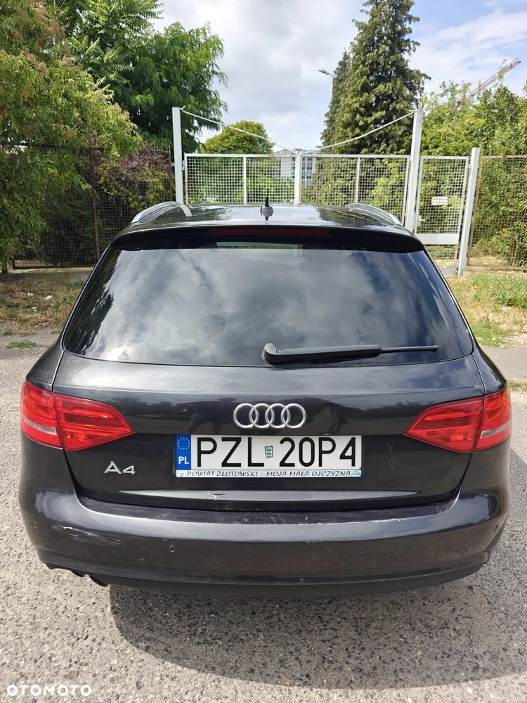 Audi A4 Avant 2.0 TDI - 8
