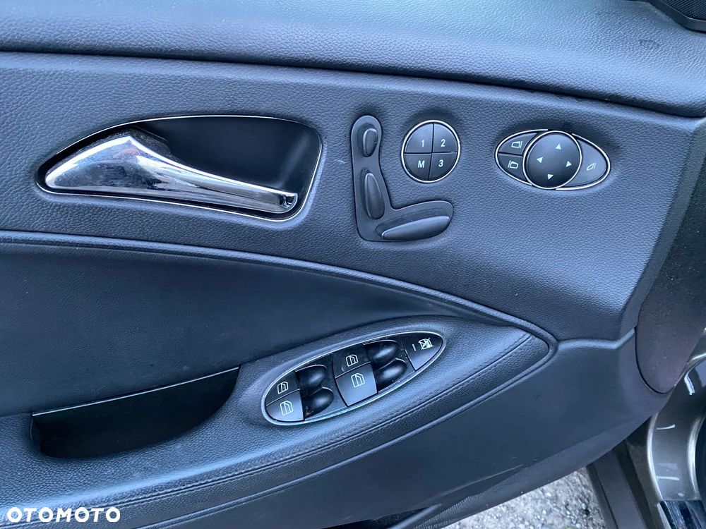 Mercedes-Benz CLS - 14