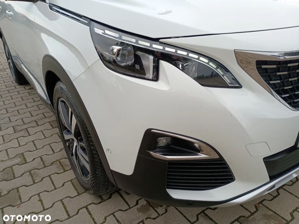 Peugeot 3008 1.2 PureTech Allure Pack S&S EAT8 - 6