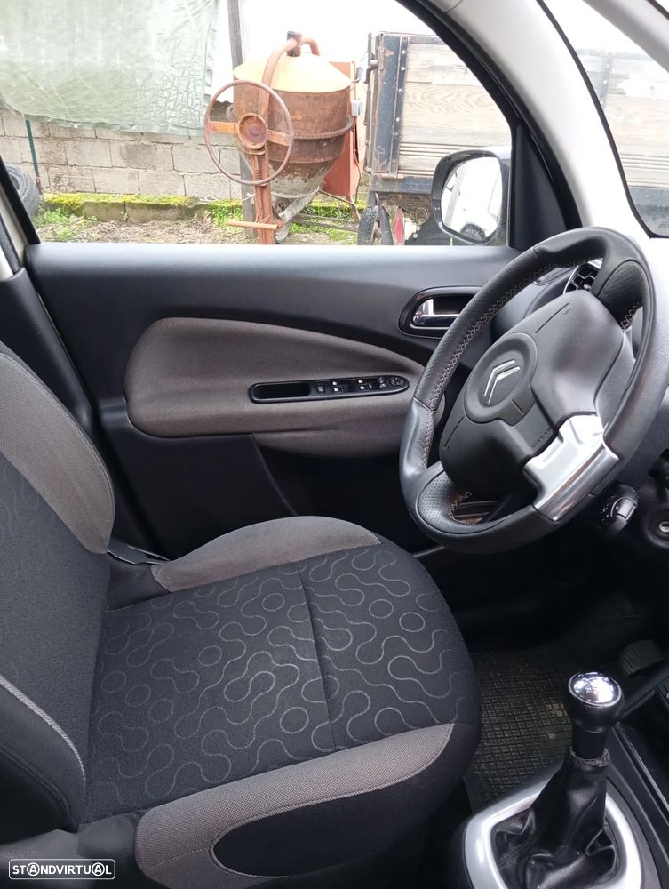 Citroën C3 Picasso 1.6 HDi Exclusive Airdream - 2