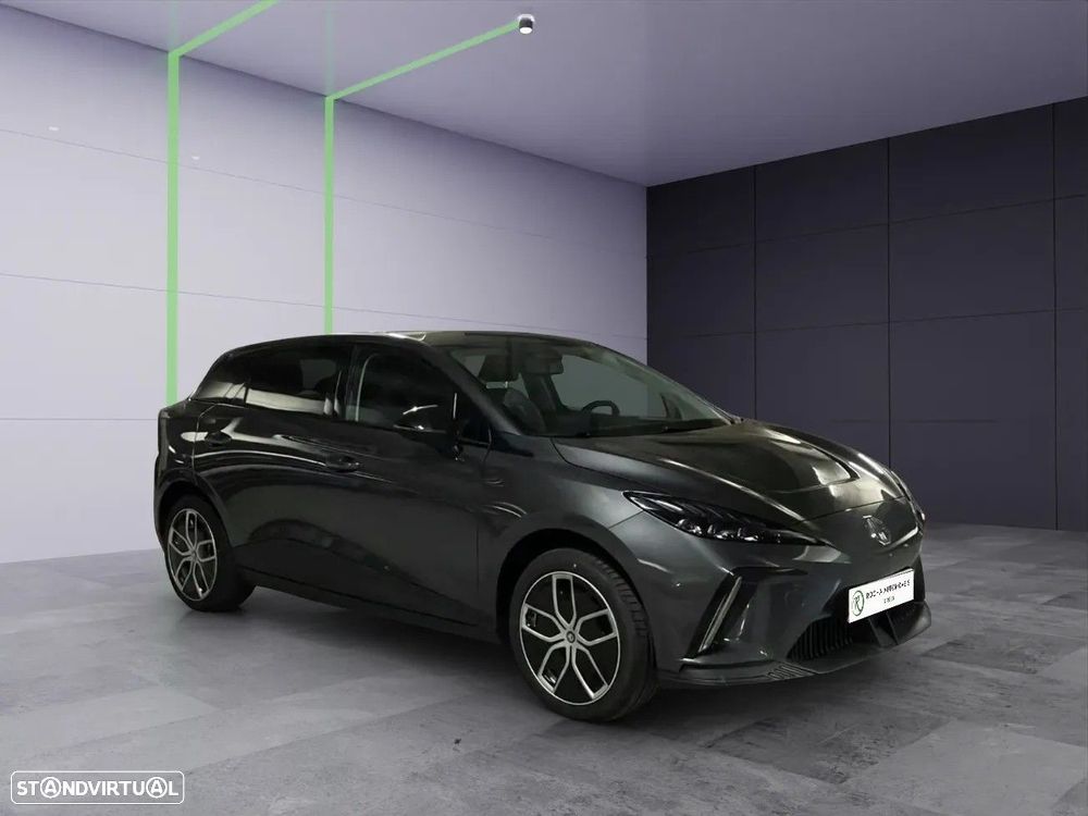 MG MG4 64 kWh Luxury - 3