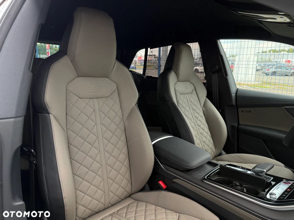 Audi SQ8 TFSI Quattro Tiptronic - 35