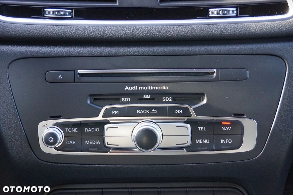 Audi Q3 - 18