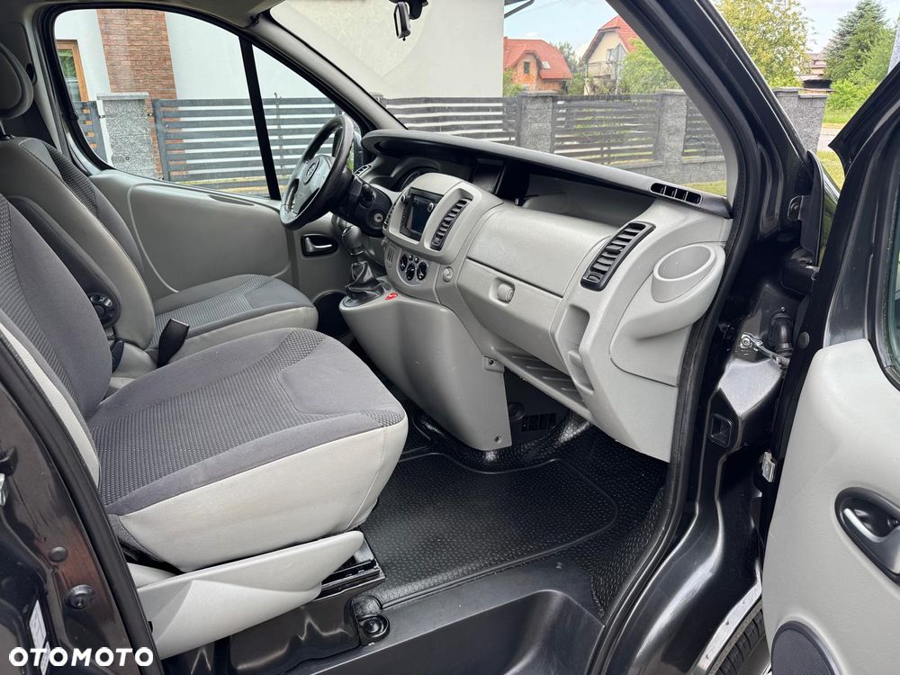 Opel VIVARO Klima Elektryka Duża Navi Tempomat Dubel Kabina Brygadówka 6os Hak Rury Pdc - 17