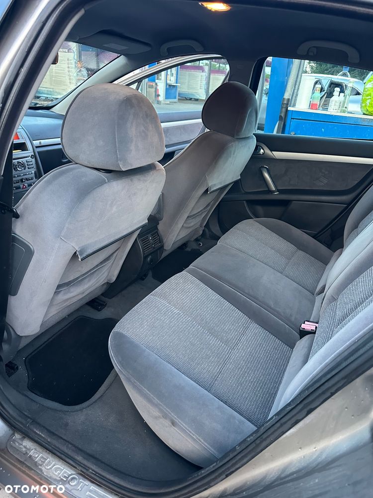 Peugeot 407 2.0 HDI Intense - 18