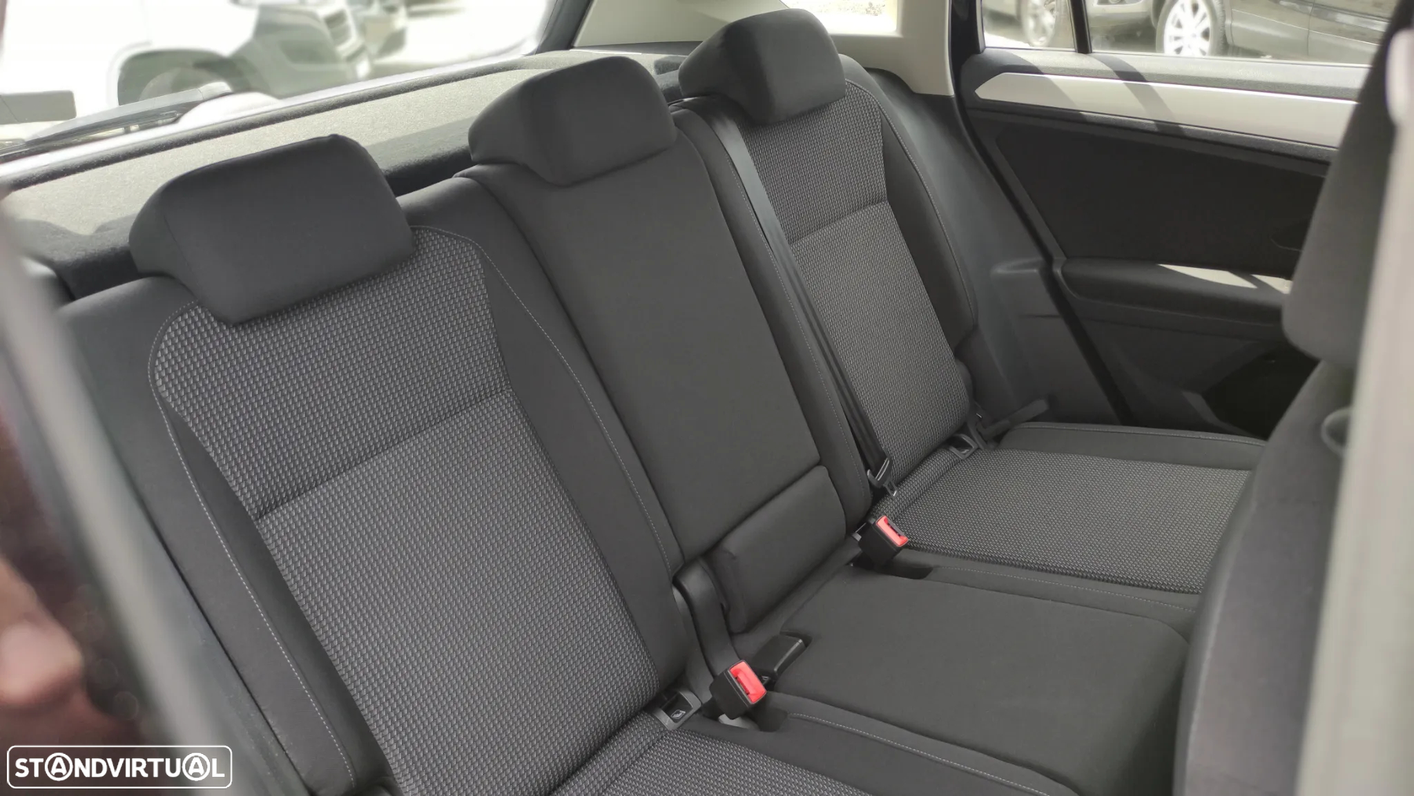 VW Tiguan 1.6 TDI Tech - 16