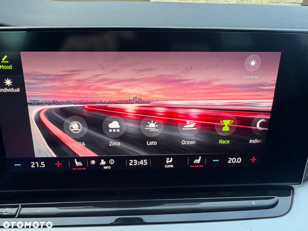Skoda Octavia 2.0 TDI 4x4 Style DSG - 20