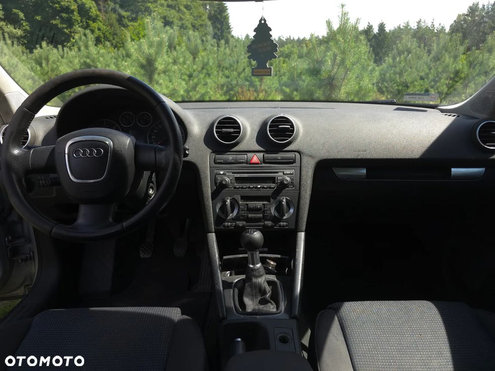 Audi A3 Sportback 1.9 TDI DPF Attraction - 11
