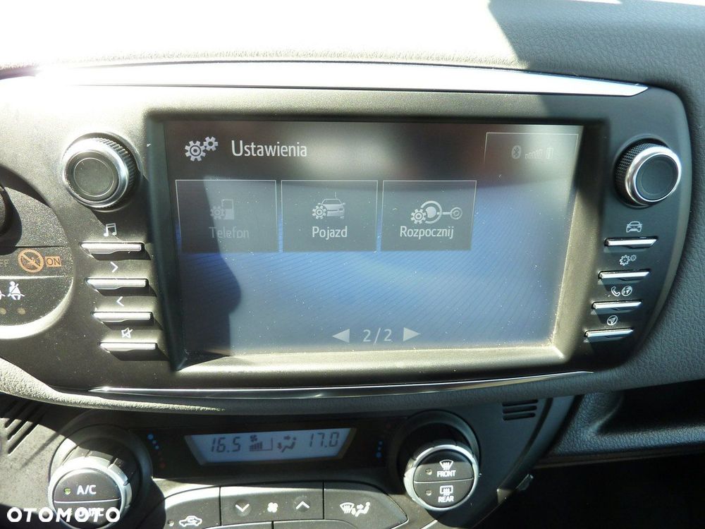 Toyota Yaris - 25