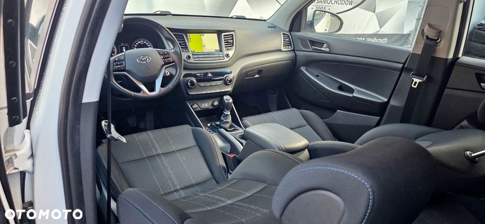 Hyundai Tucson blue 1.6 GDi 2WD Navi - 15