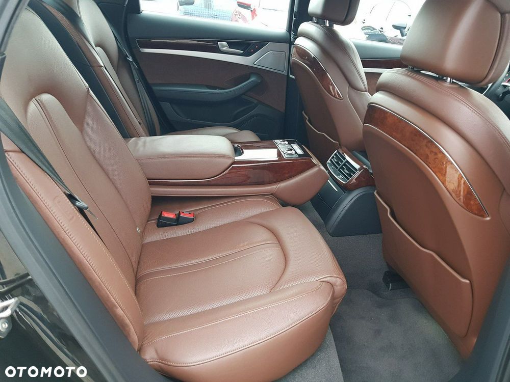 Audi A8 4.2 FSI Quattro - 15