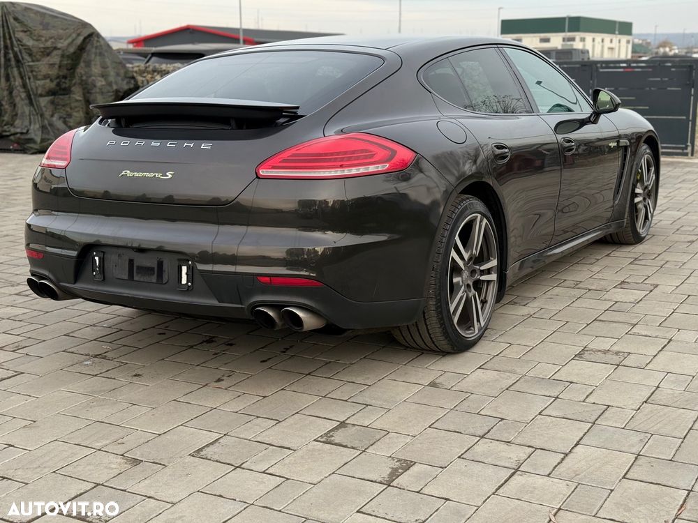 Porsche Panamera S Hybrid PDK - 3