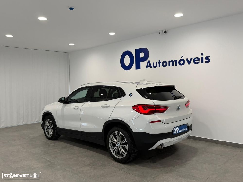 BMW X2 16 d sDrive Auto GoldPlay - 3