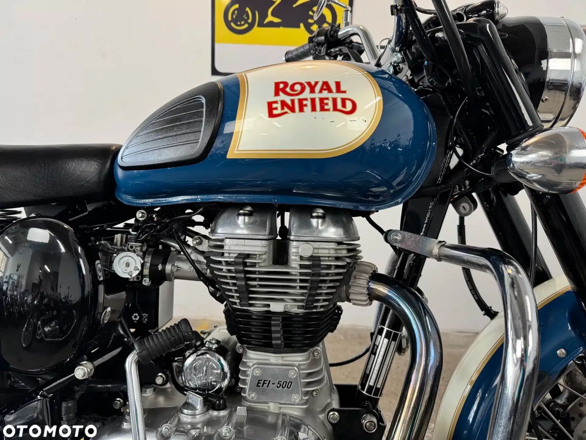 Royal Enfield Bullet - 12