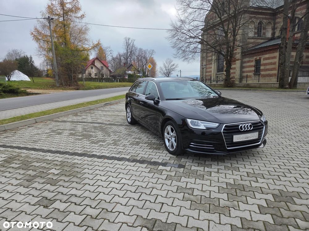 Audi A4 Avant 2.0 TDI Design S tronic - 9