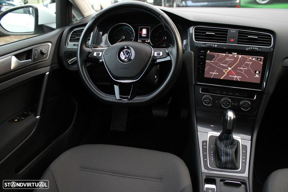VW e-Golf AC/DC - 47