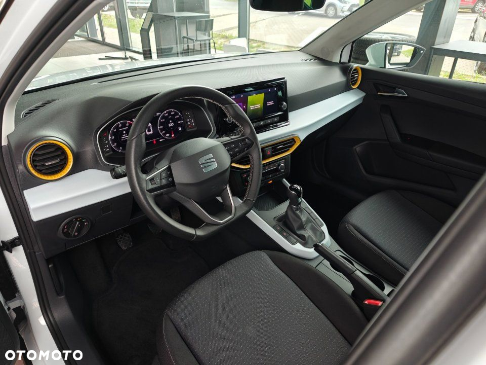 Seat Arona - 13